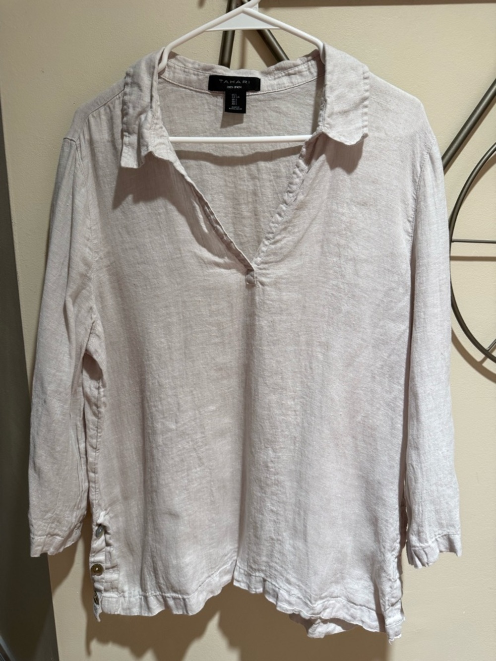 Tahari Relaxed 100% Linen Long-Sleeve Top in Light Beige Size L Button Detail